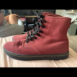 Too small! Dr Martens, size 6